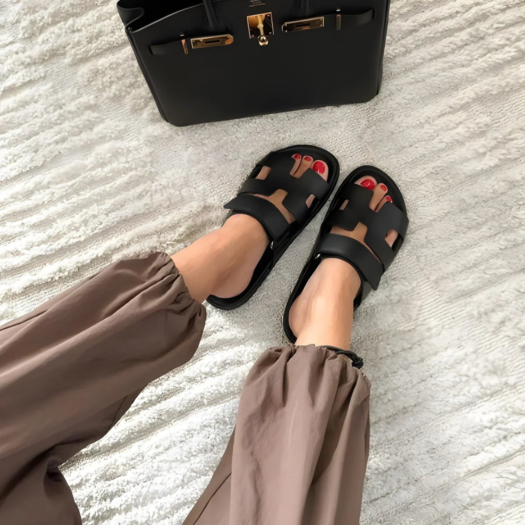 ISIDORA Sandals