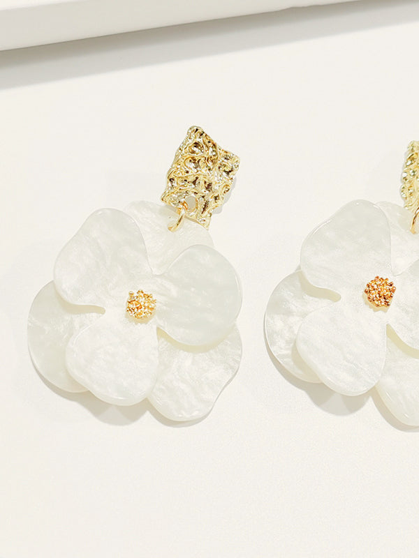 EARRING Golden Floral Dangle Earrings