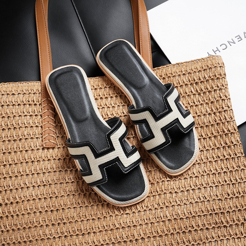 VERONICA Sandals