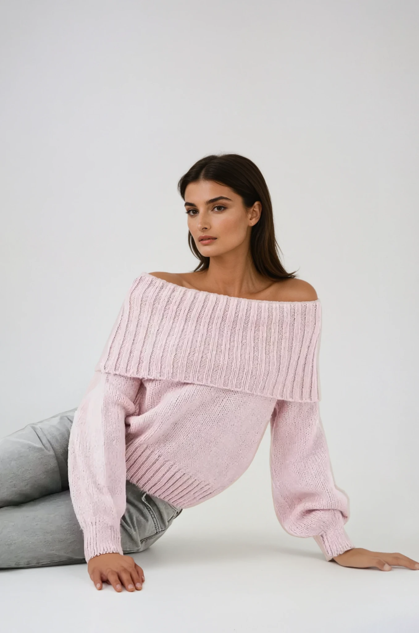 Moon | Off-Shoulder Knit Sweater